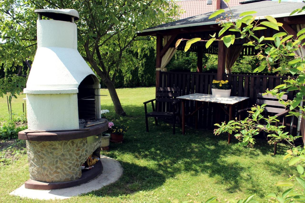 Apartamento Zielone Drzwi Starachowice Exterior foto