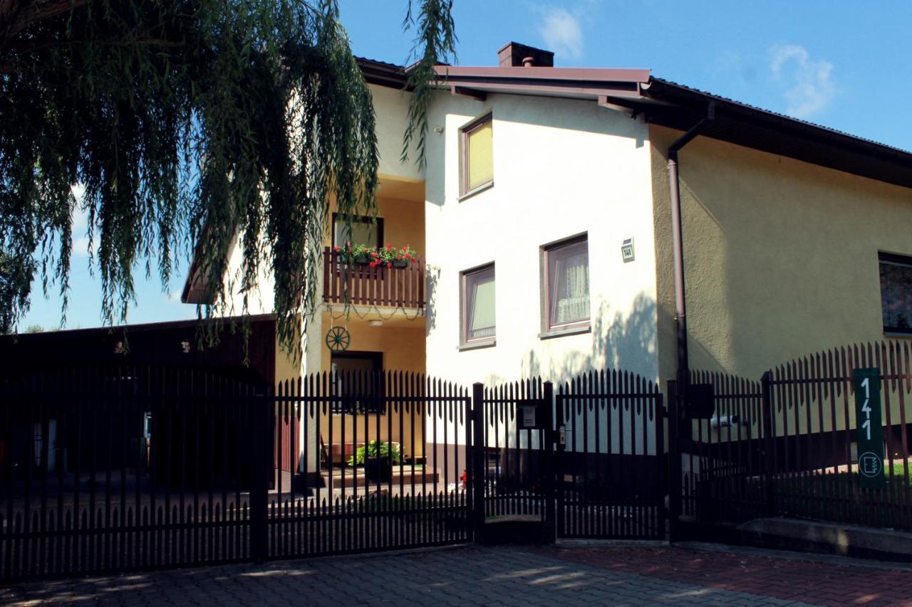 Apartamento Zielone Drzwi Starachowice Exterior foto