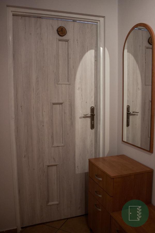 Apartamento Zielone Drzwi Starachowice Exterior foto