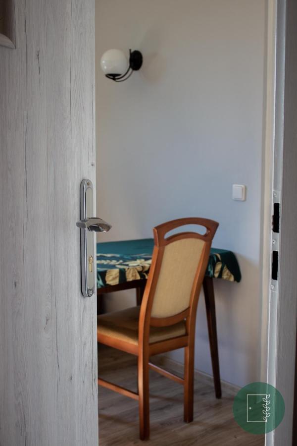 Apartamento Zielone Drzwi Starachowice Exterior foto